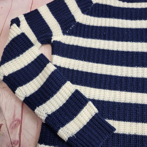 Love by Chesley navy Sweater L - Picture 2 of 3